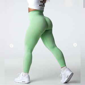 NVGTN Pistachio Seamless Leggings